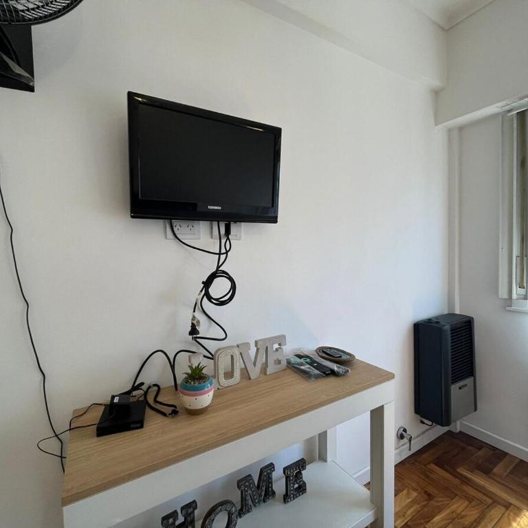 Hermoso dpto en cercanías de Plaza Colon con balcón - One-Bedroom Apartment - 1