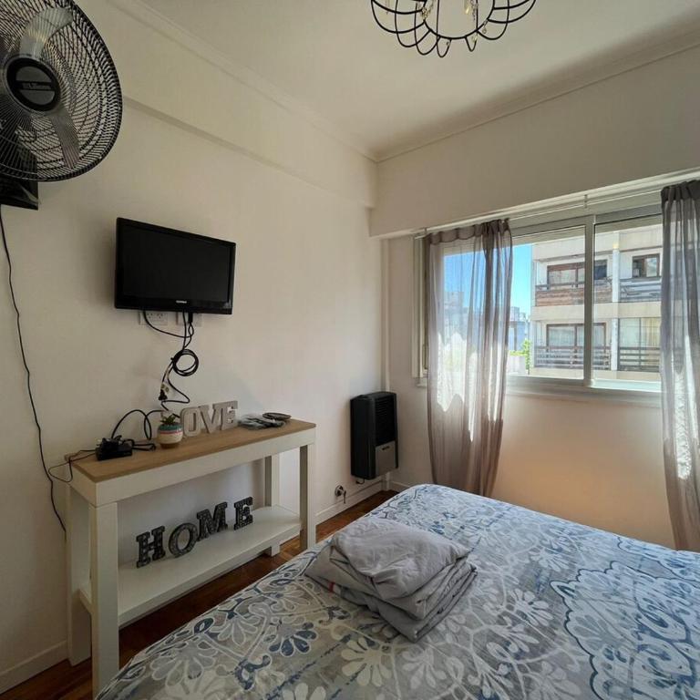Hermoso dpto en cercanías de Plaza Colon con balcón - One-Bedroom Apartment - 13