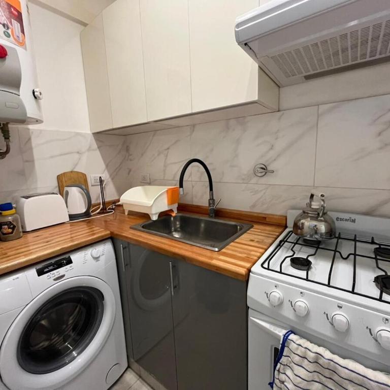 Hermoso dpto en cercanías de Plaza Colon con balcón - One-Bedroom Apartment - 16