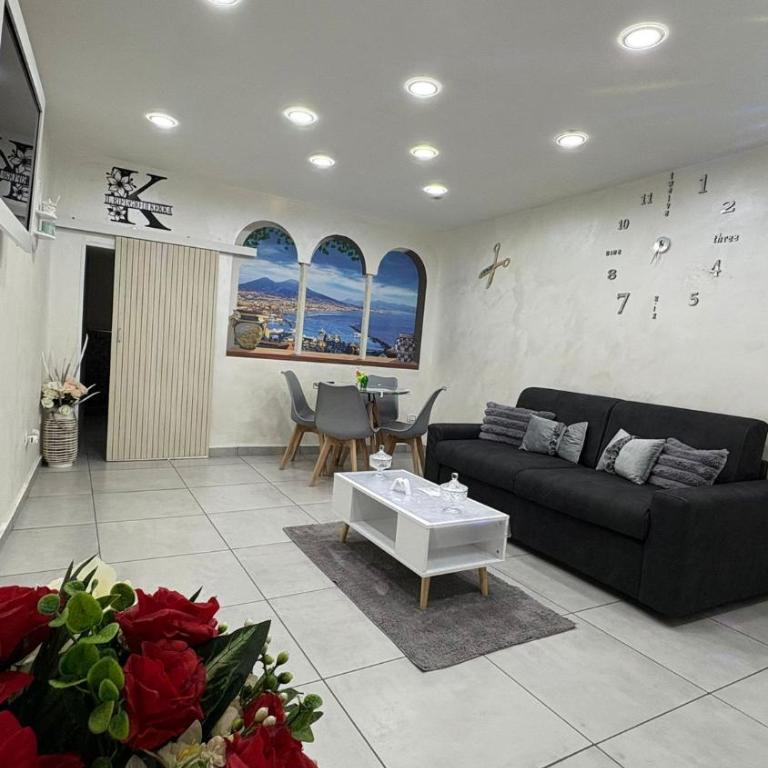 Il Rifugio di Kekka piazza del Plebiscito Napoli - Appartamento con 1 Camera da Letto - 1