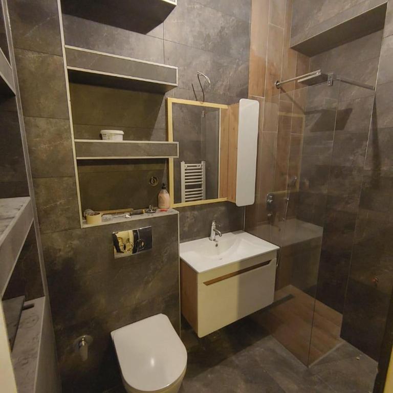 NEWLY RENOVATED Family Room in city centre - Porodična Soba - 5