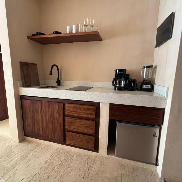 Loch Tulum by The Spot Rentals - Studio with Balcony - 1