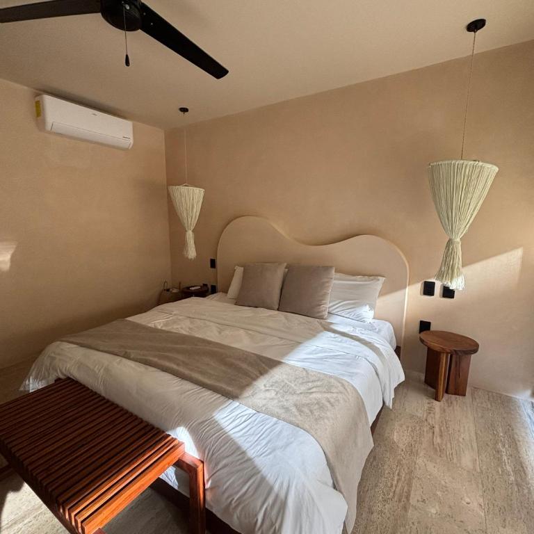 Loch Tulum by The Spot Rentals - Double Room with Terrace - 4