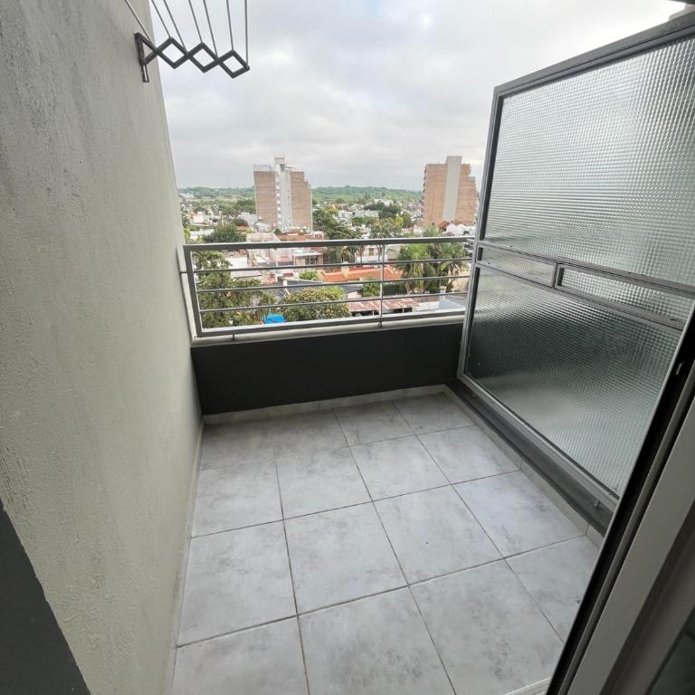 Depto Parque Paraná - Con cochera - One-Bedroom Apartment - 13