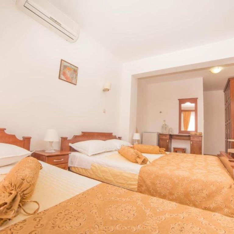 Fiammanti Hotel Montenegro - Triple Room with Balcony - 7