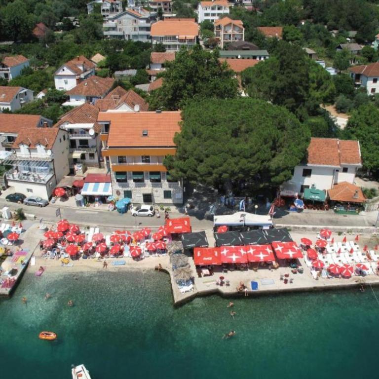 Fiammanti Hotel Montenegro - Triple Room with Balcony - 11