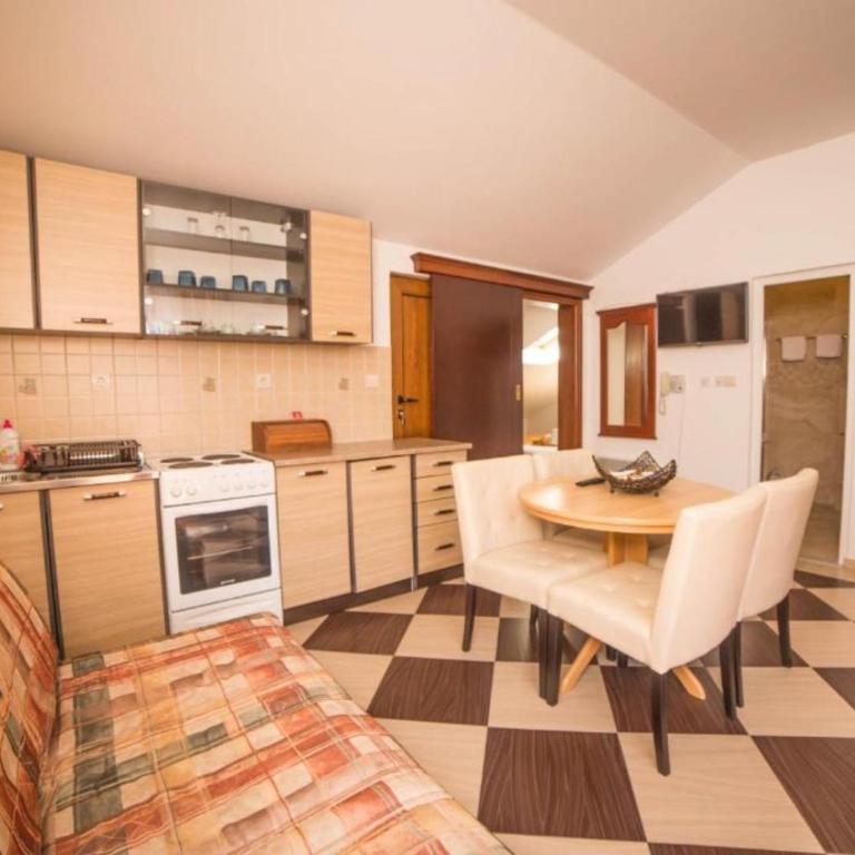 Fiammanti Hotel Montenegro - One Bedroom Apartment with Balcony - 21