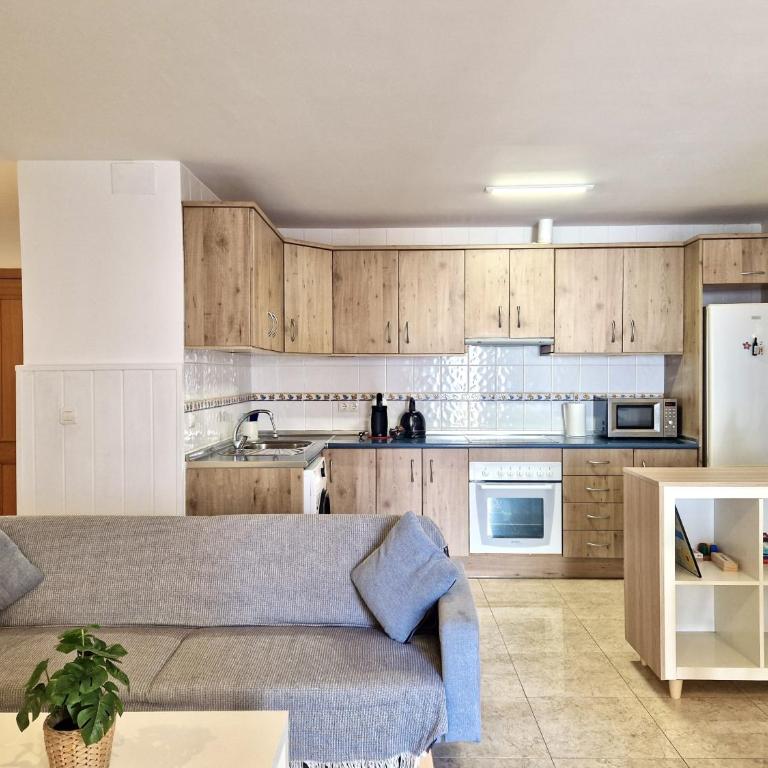 SR Mar Bonita 2BDR Playa de la Carihuela - Two-Bedroom Apartment - 6