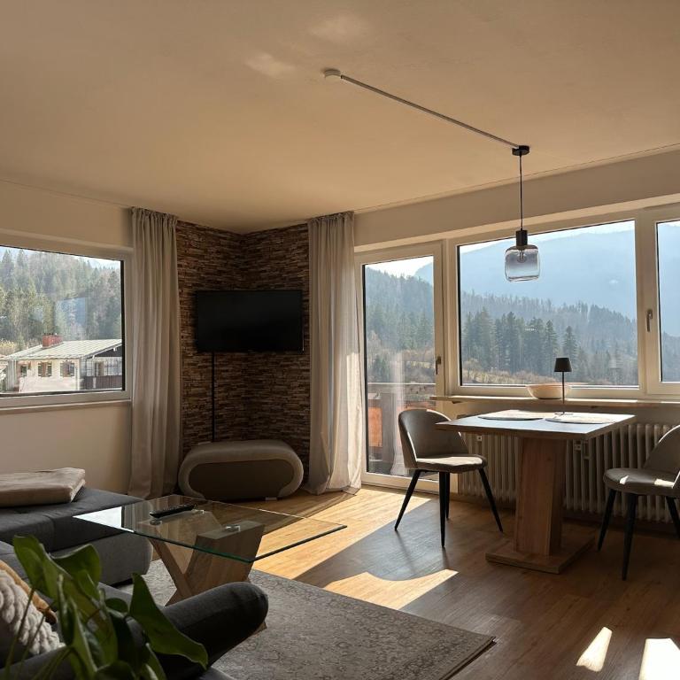 Ferienwohnung Bergidyll - Apartment mit Blick auf die Berge - 1