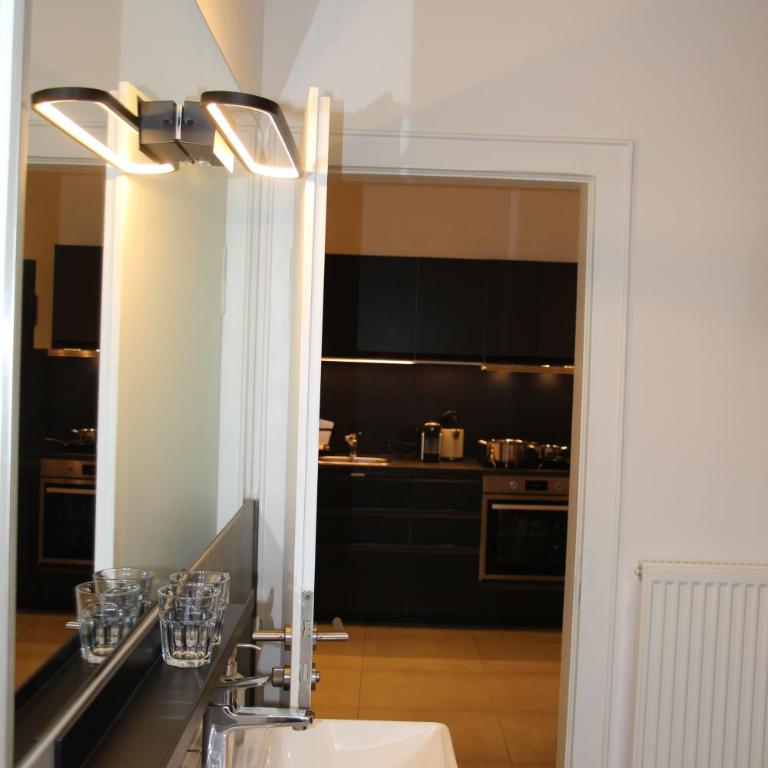 Apartment am Marktplatz mit XXL Garage - Apartment mit 1 Schlafzimmer - 24