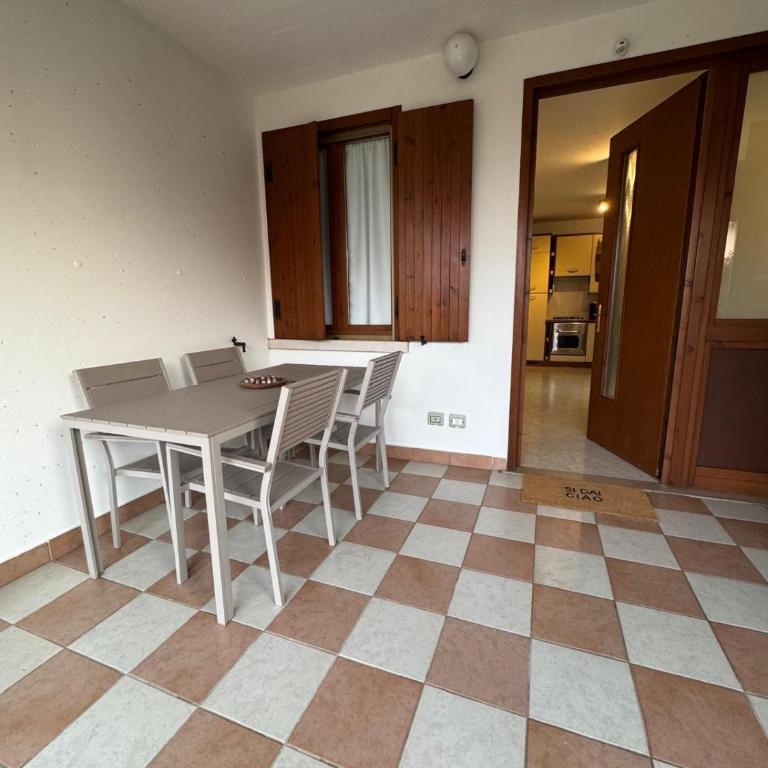 Volpes home - Two-Bedroom House - 9