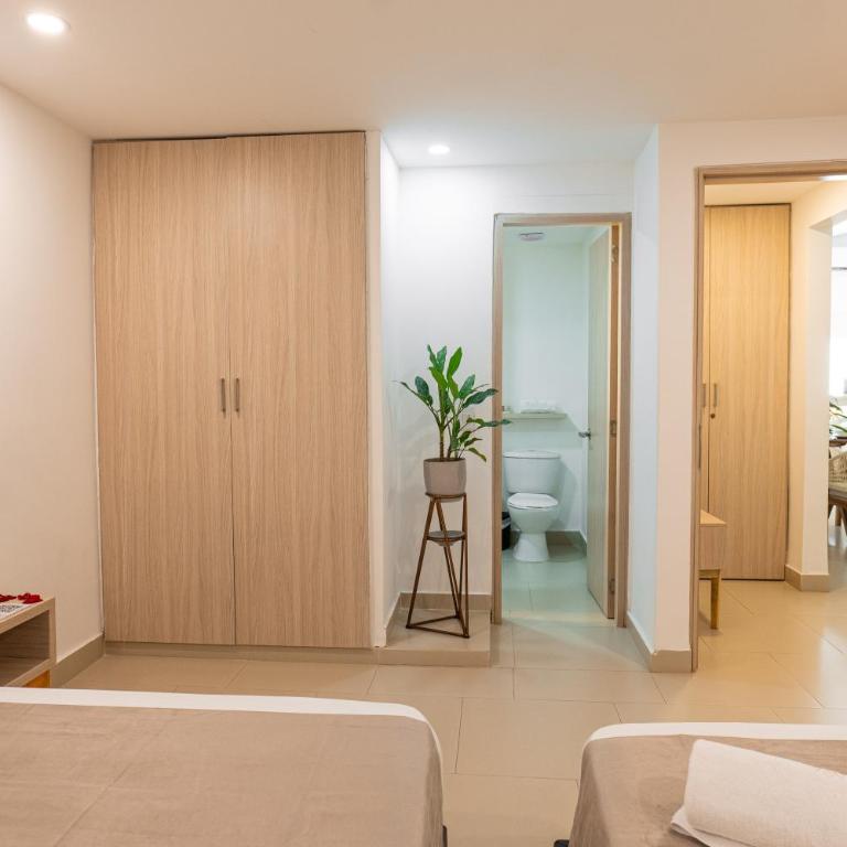 Casa Mishka Hotel Boutique - Quadruple Room with Bathroom - 1