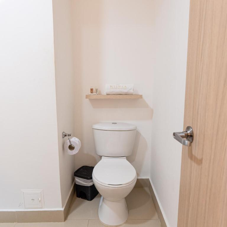 Casa Mishka Hotel Boutique - Quadruple Room with Bathroom - 3