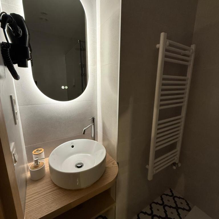 Pensión el Horno REFORMADO - Habitación Doble con baño privado - 7