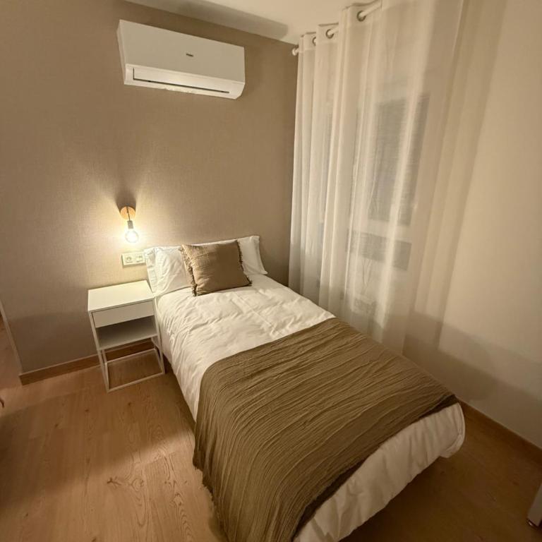 Pensión el Horno REFORMADO - Habitación Triple con baño privado - 9