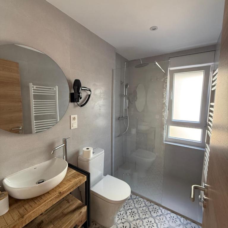 Pensión el Horno REFORMADO - Habitación Triple con baño privado - 13