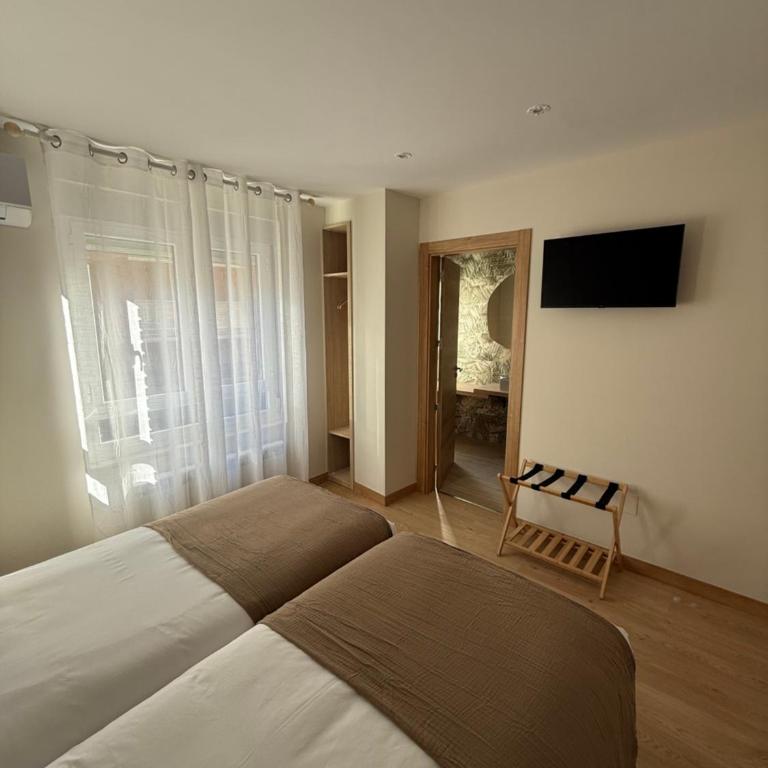 Pensión el Horno REFORMADO - Habitación Doble con baño privado - 6