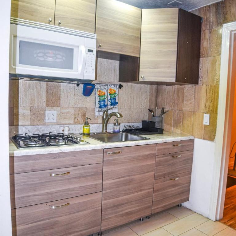Stylish Apartment Upscale Chapultepec District - One-Bedroom Apartment with City View - 16