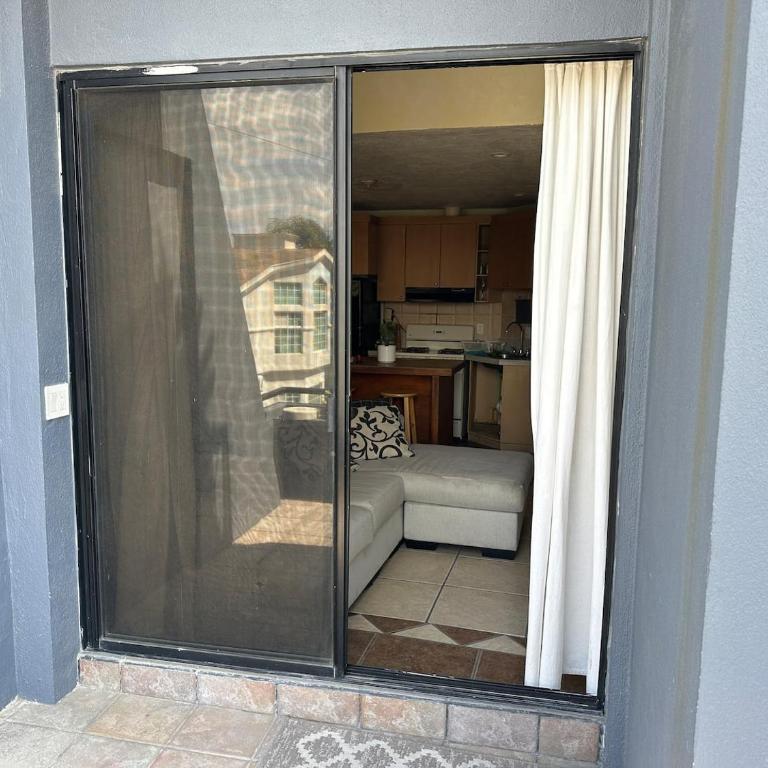 Stylish Apartment Upscale Chapultepec District - One-Bedroom Apartment with Balcony and City View - 17