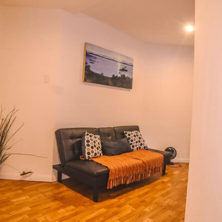 Stylish Apartment Upscale Chapultepec District - One-Bedroom Apartment with Garden View - 11