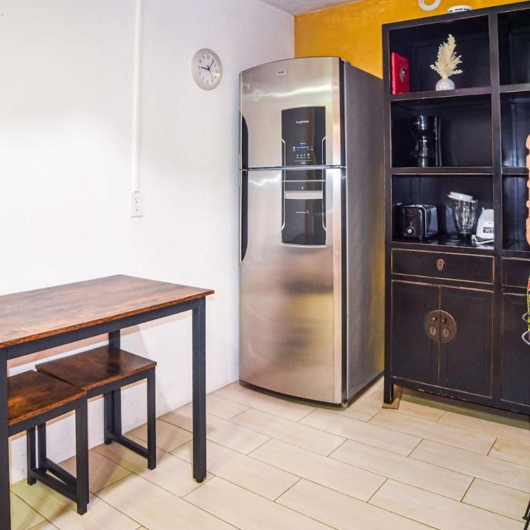 Stylish Apartment Upscale Chapultepec District - One-Bedroom Apartment with City View - 9