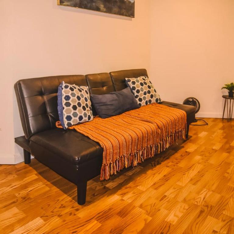 Stylish Apartment Upscale Chapultepec District - One-Bedroom Apartment with Garden View - 9