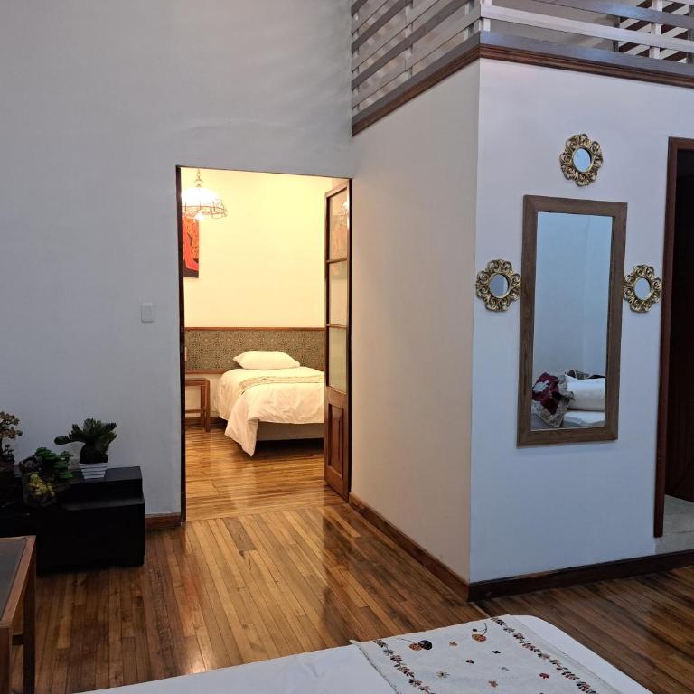 Rossa Mia Hotel Boutique - Habitación Familiar con balcón - 11