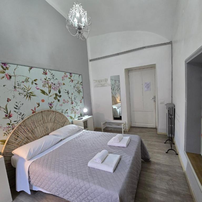 Rome Garden House - Two-Bedroom House - 6
