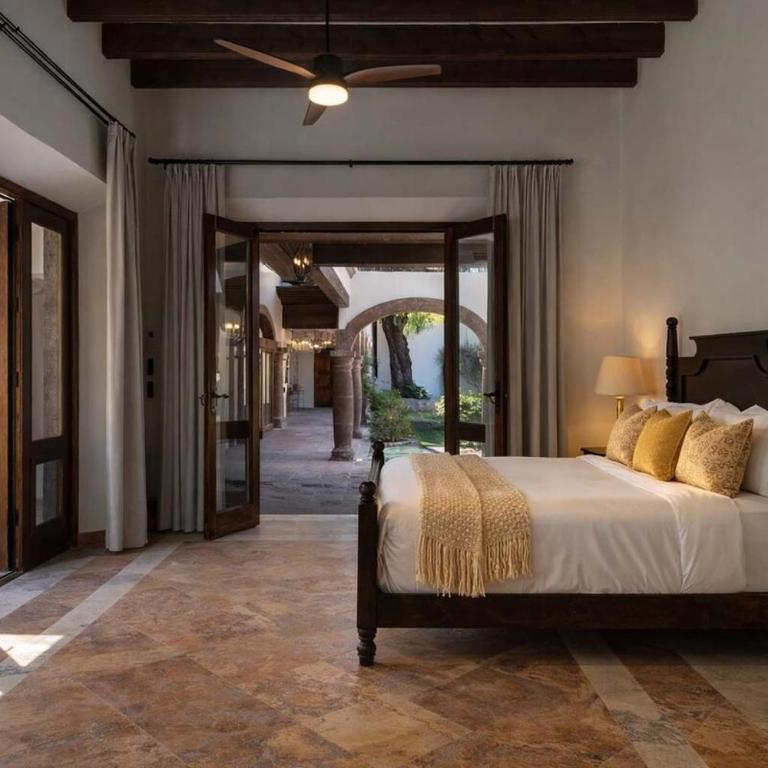 Casa Rose, 6BR Estate with Private Pool & Rooftop - Villa - 31