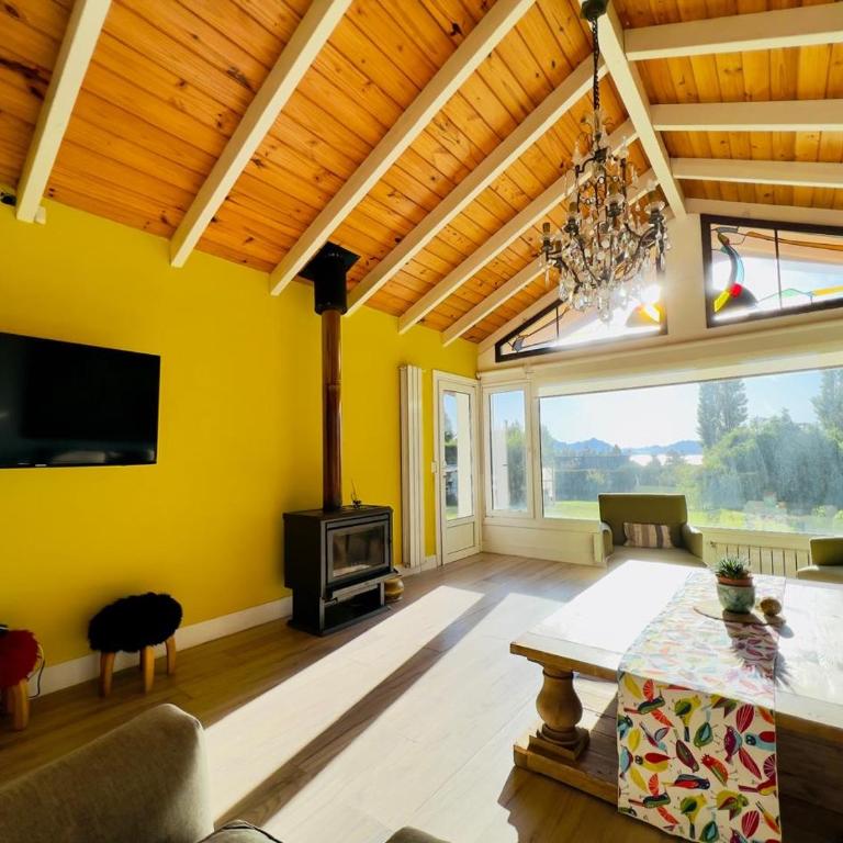 Casa Moderna con Jardín Soñado cerca del lago - Casa de 3 dormitorios - 4