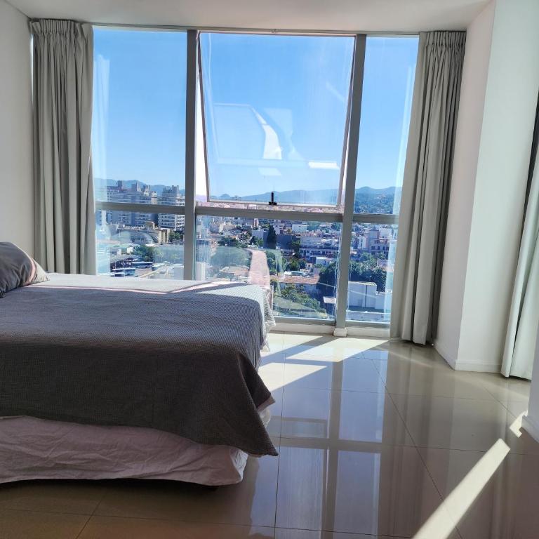 Cálido depto con buena ubicación - Apartamento de 1 dormitorio con balcón y vistas a la montaña - 23