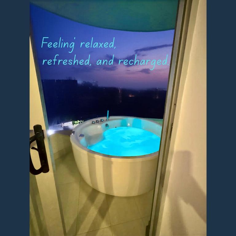 Brand new Oceanview 3 bedroom with Private Jacuzzi - Three-Bedroom Apartment with Balcony - 2