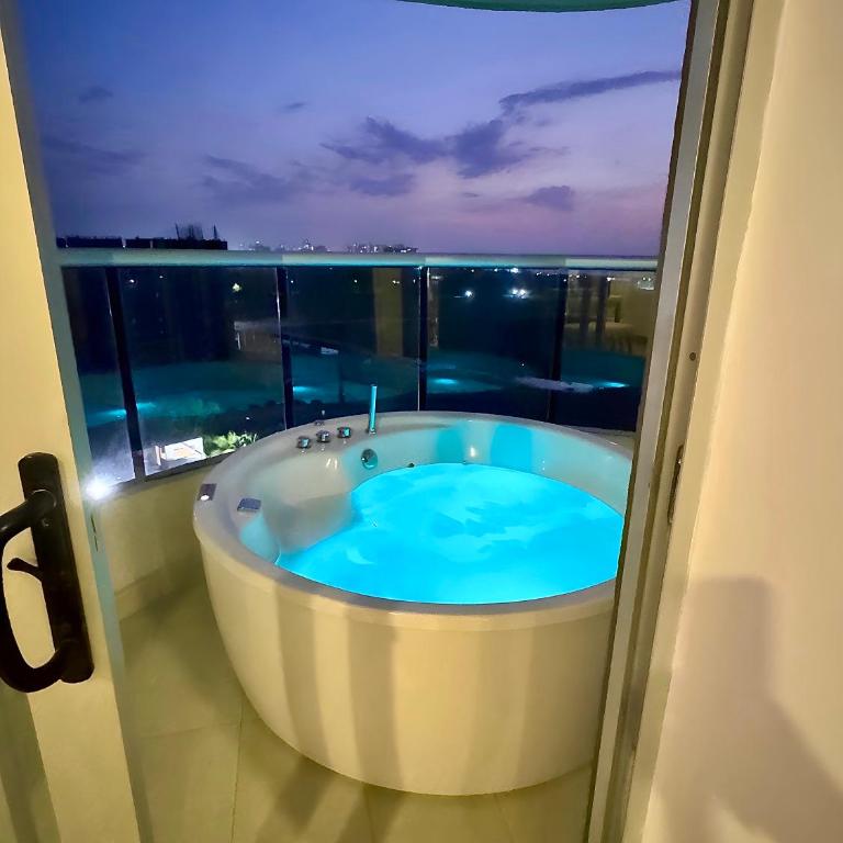 Brand new Oceanview 3 bedroom with Private Jacuzzi - Three-Bedroom Apartment with Balcony - 10