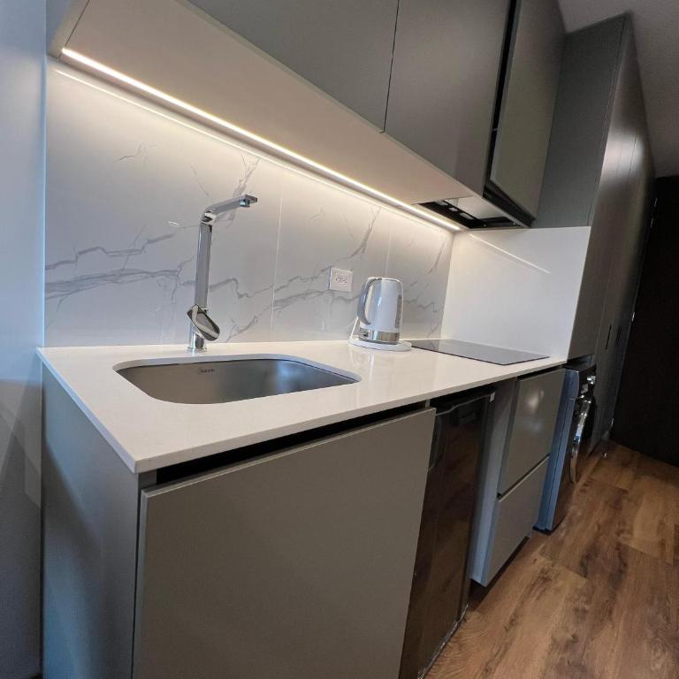 Travelers Smart Suites - TAJ 97 - Standard Apartment - 4