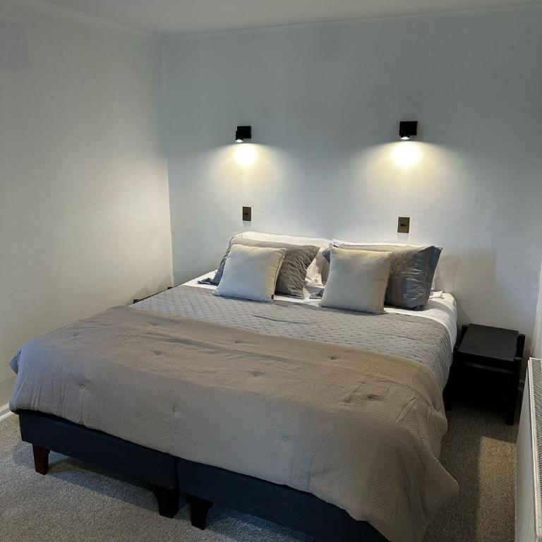 Club Social Angol - Standard Double Room - 5