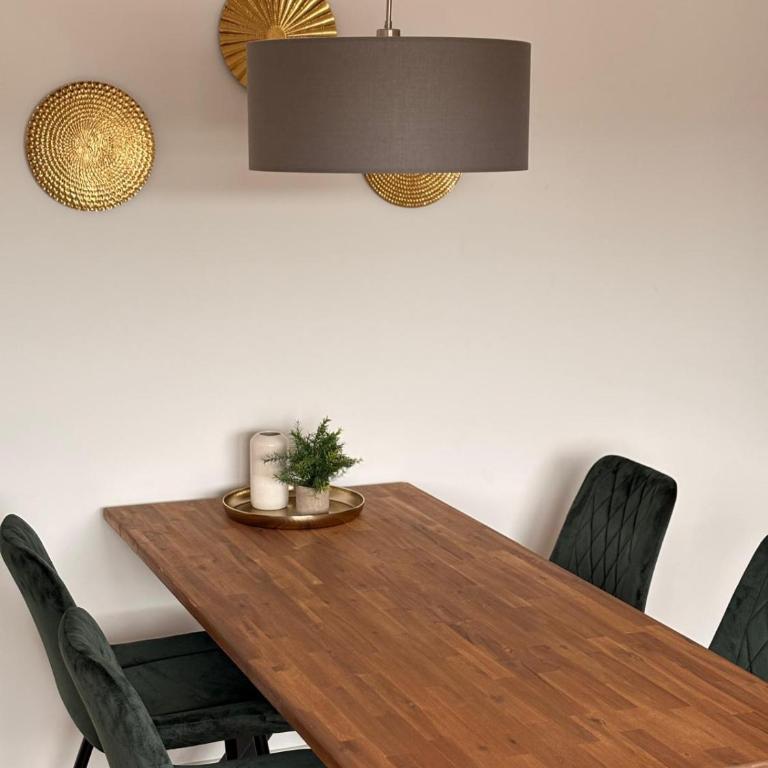 UNiQE - design apartment - SKY-TV - kitchen - Apartment mit 2 Schlafzimmern - 3