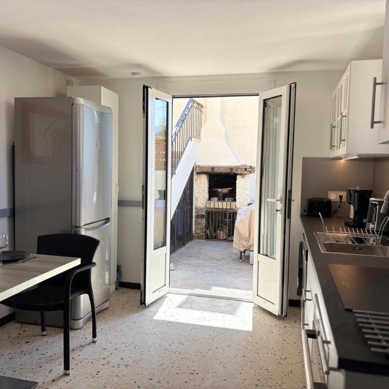 T2 classé 3 étoiles avec 2 grandes terrasses à 300 m de la plage - Villa 1 Chambre - 14