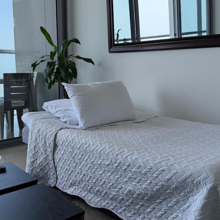 2704 Morros City - Spectacular beachfront apt - Apartment - 29