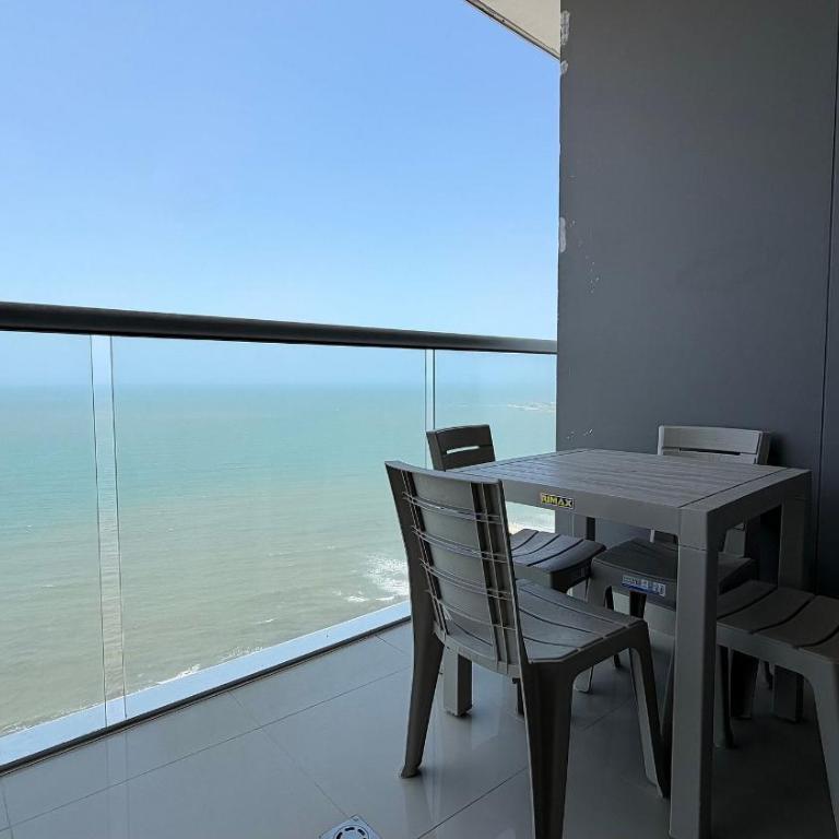 2704 Morros City - Spectacular beachfront apt - Apartment - 35