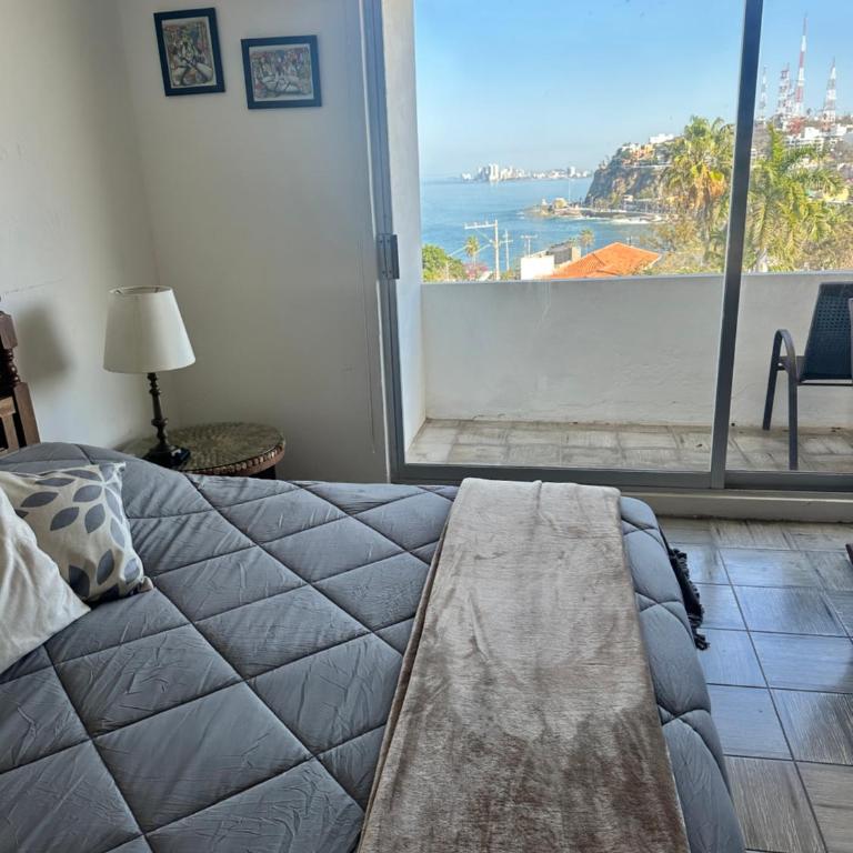 Villa Centenario - Deluxe Double Room with Balcony and Sea View - 3