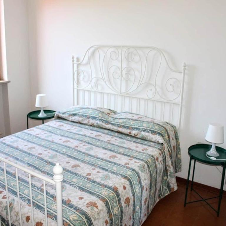 Apartment with balcony and parking space - Appartamento con 2 Camere da Letto - 4