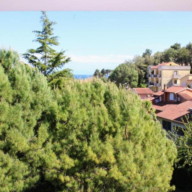 Apartment with balcony and parking space - Appartamento con 2 Camere da Letto - 6