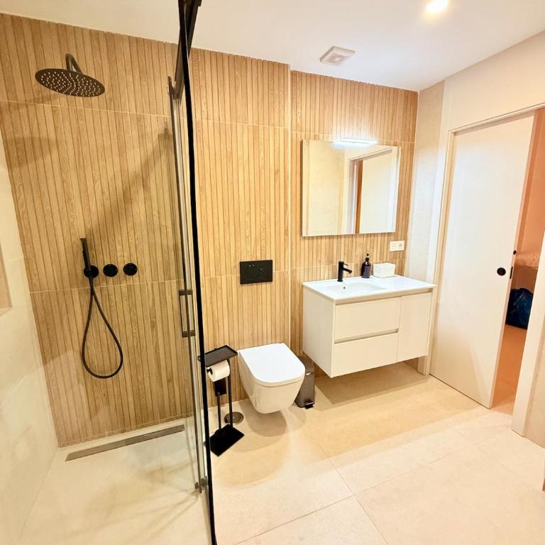 Modern Ensuite Room in Instant House Central Nerja - Apartamento de 1 dormitorio - 24