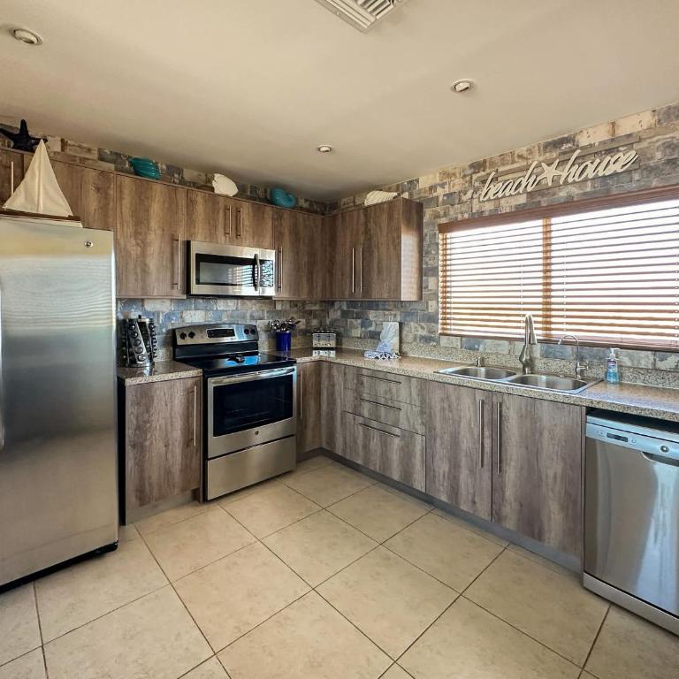 Glam Condo with Amazing Sunset Near Beach #N402 - Apartment - 17
