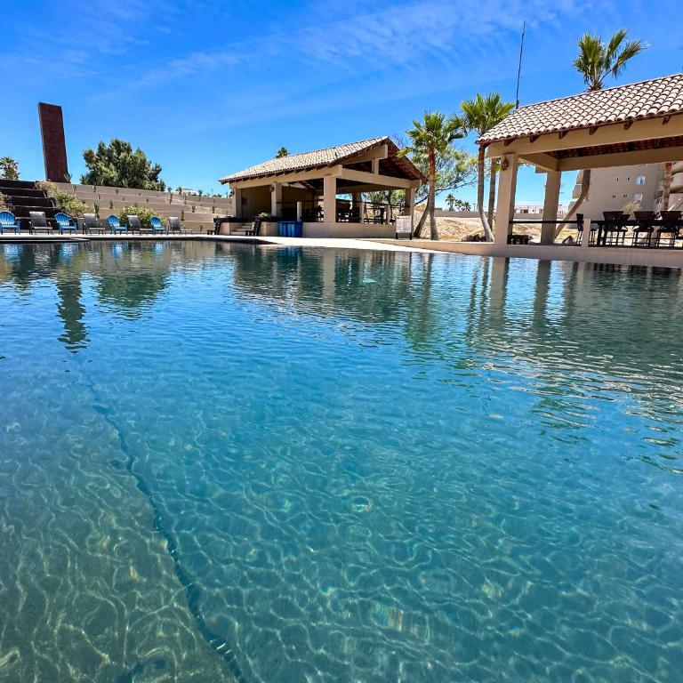 Glam Condo with Amazing Sunset Near Beach #N402 - Apartment - 55