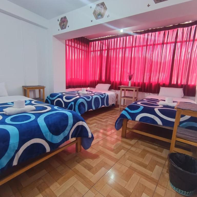 Yerupaja Mountain Hostel - Habitación Triple Clásica - 9