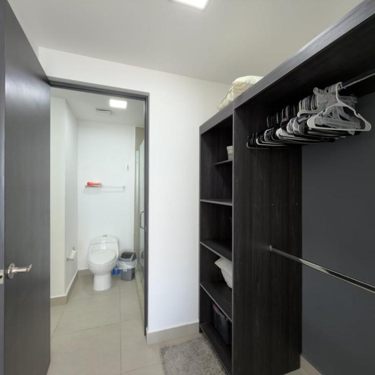 Suite Ejecutiva con Vistas y Estacionamiento - One-Bedroom Apartment - 6