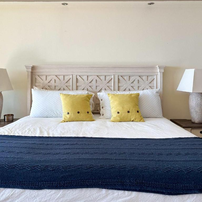 Beachfront Condo with Stunning Views Tranquil Stay - Apartamento - 20