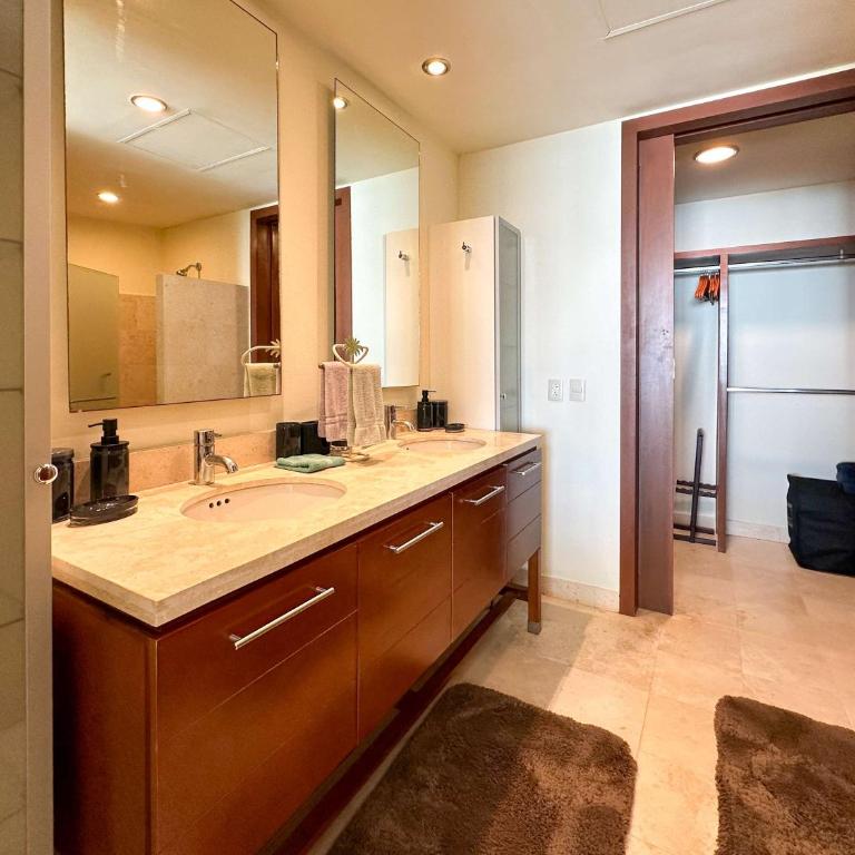 Beachfront Condo with Stunning Views Tranquil Stay - Apartamento - 23