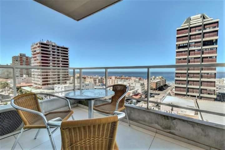 610 Mono on Peninsula with a view - One-Bedroom Apartment - 10